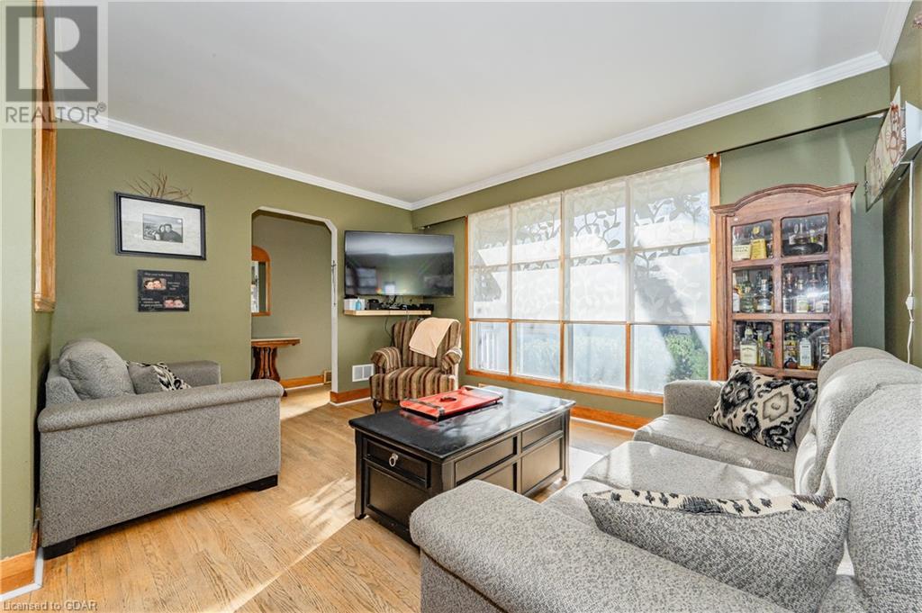 23 GLENWOOD Avenue