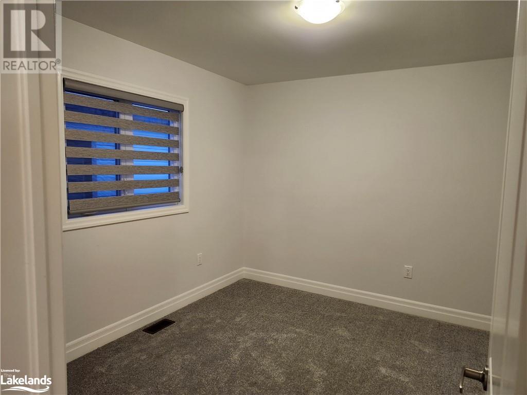 37 FEDERICA Crescent
