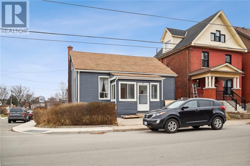 136 HESS Street