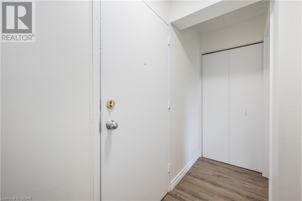 105 CONROY Crescent Unit# 103