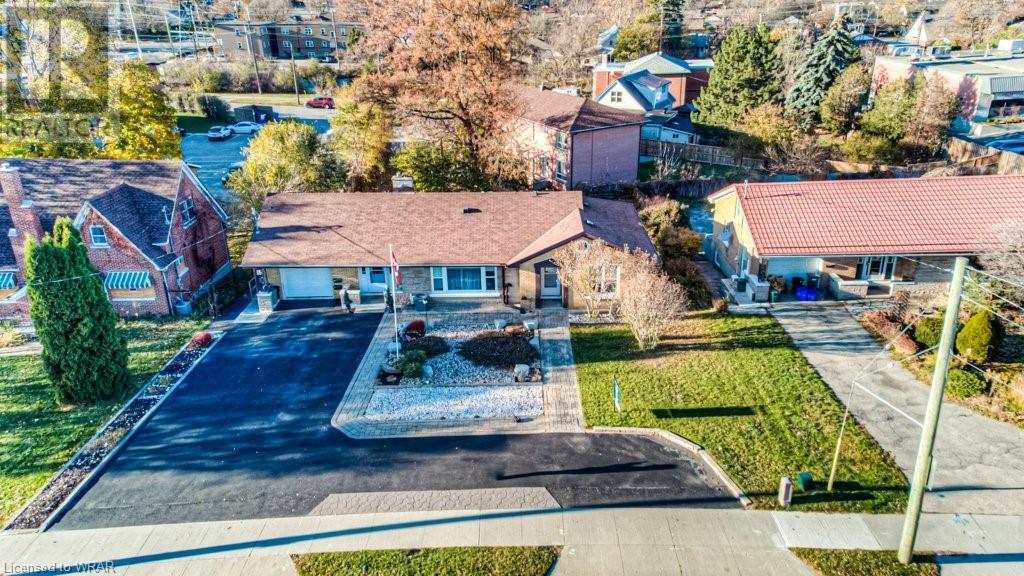 230 HIGHLAND Road W