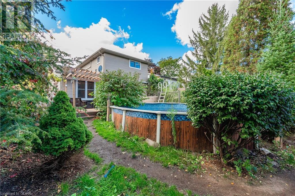 516 WHITELAW Road