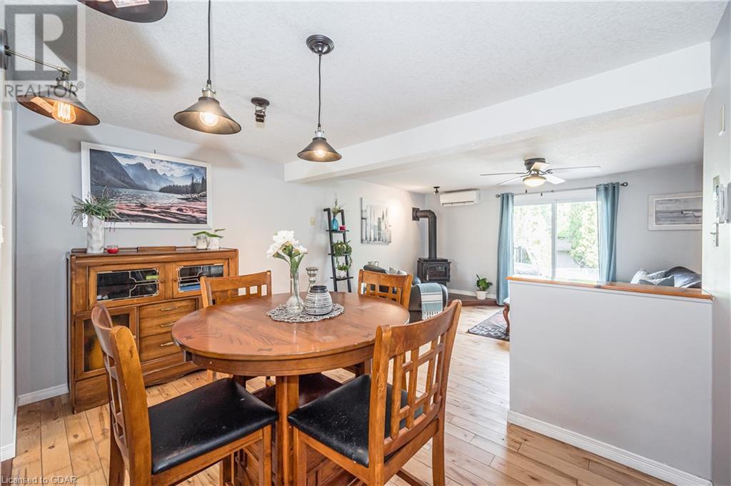 516 WHITELAW Road