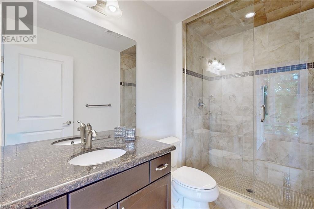 205 LAKESHORE Road W Unit# 304
