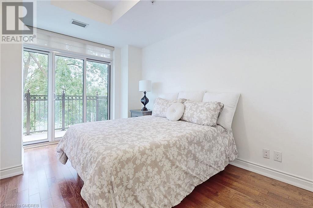 205 LAKESHORE Road W Unit# 304