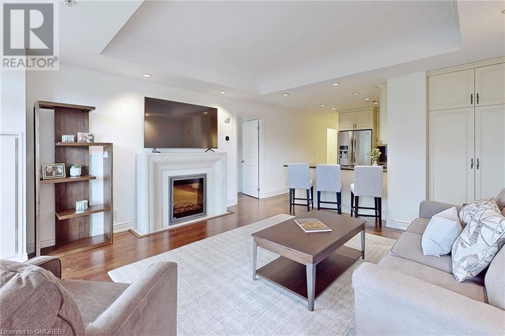 205 LAKESHORE Road W Unit# 304