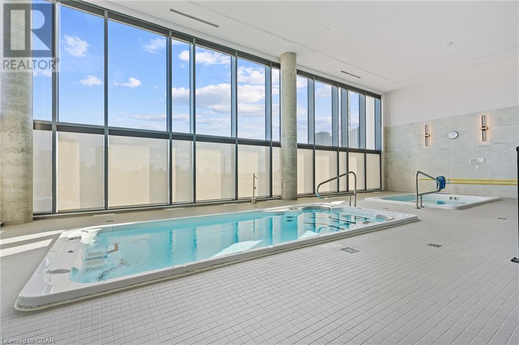 15 WELLINGTON Street S Unit# 2911