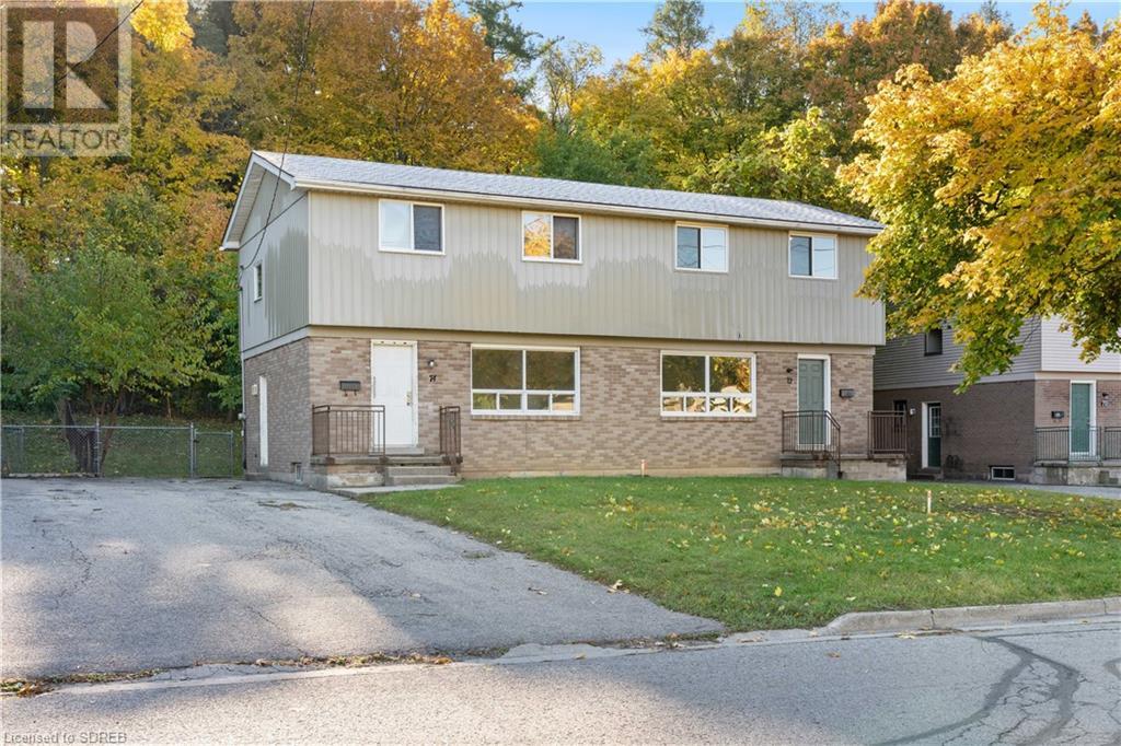 72-74 OAKWOOD Avenue
