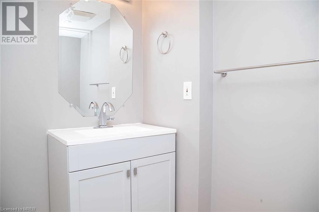 2091 HURONTARIO Street Unit# 1005