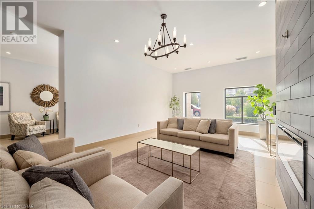 240 VILLAGEWALK Boulevard Unit# 1302