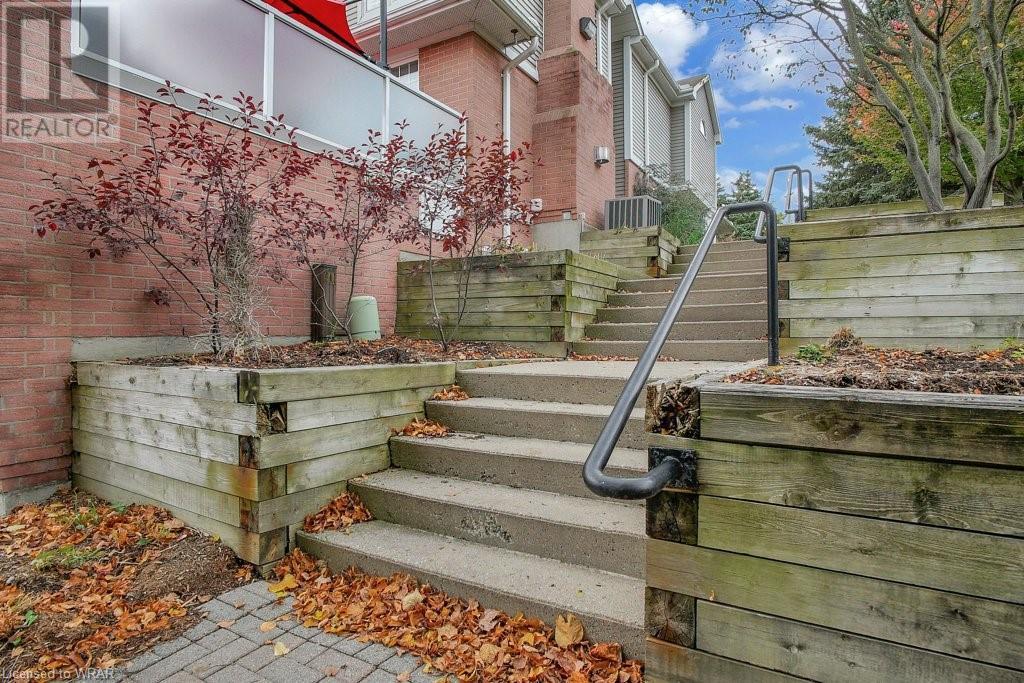 313 GEORGE Street N Unit# 4