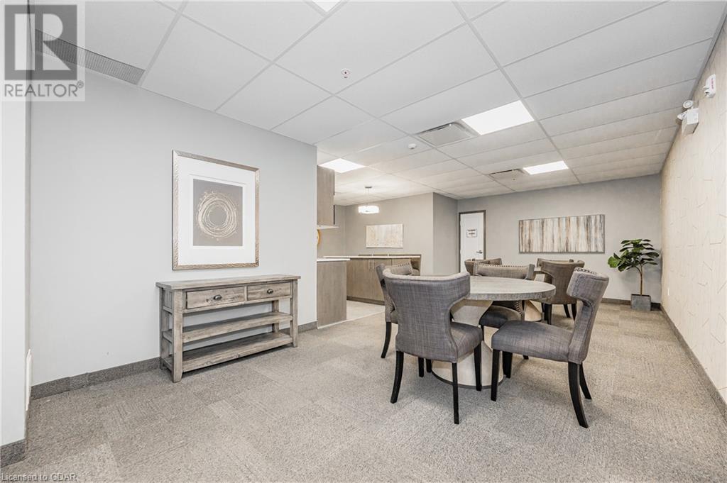 108 SUMMIT RIDGE Drive Unit# 106