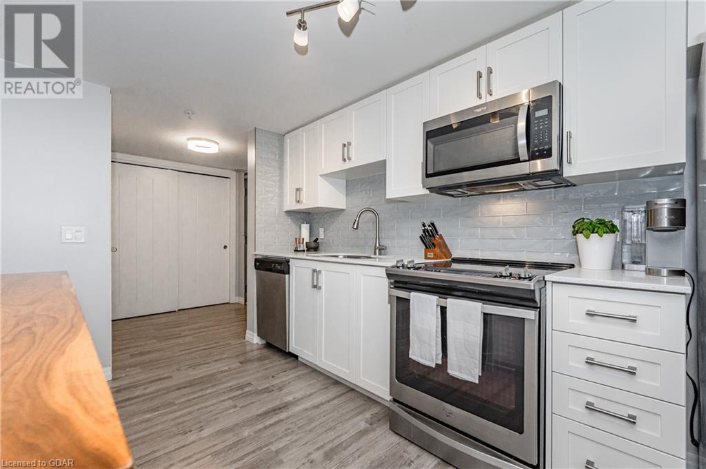 108 SUMMIT RIDGE Drive Unit# 106