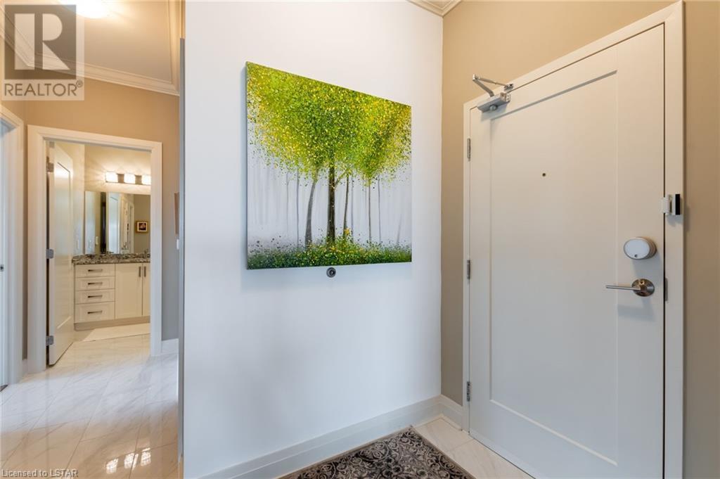 505 TALBOT Street Unit# 2702