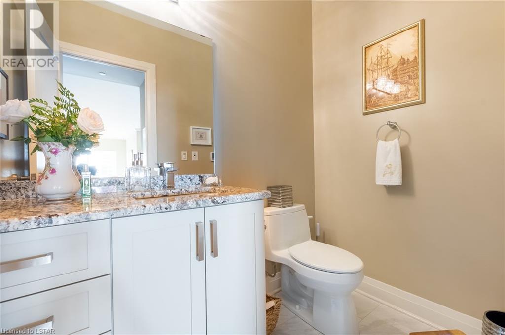 505 TALBOT Street Unit# 2702