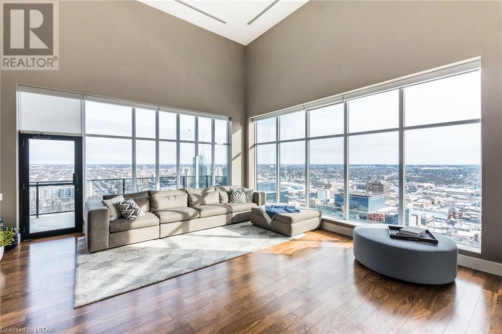 505 TALBOT Street Unit# 2702