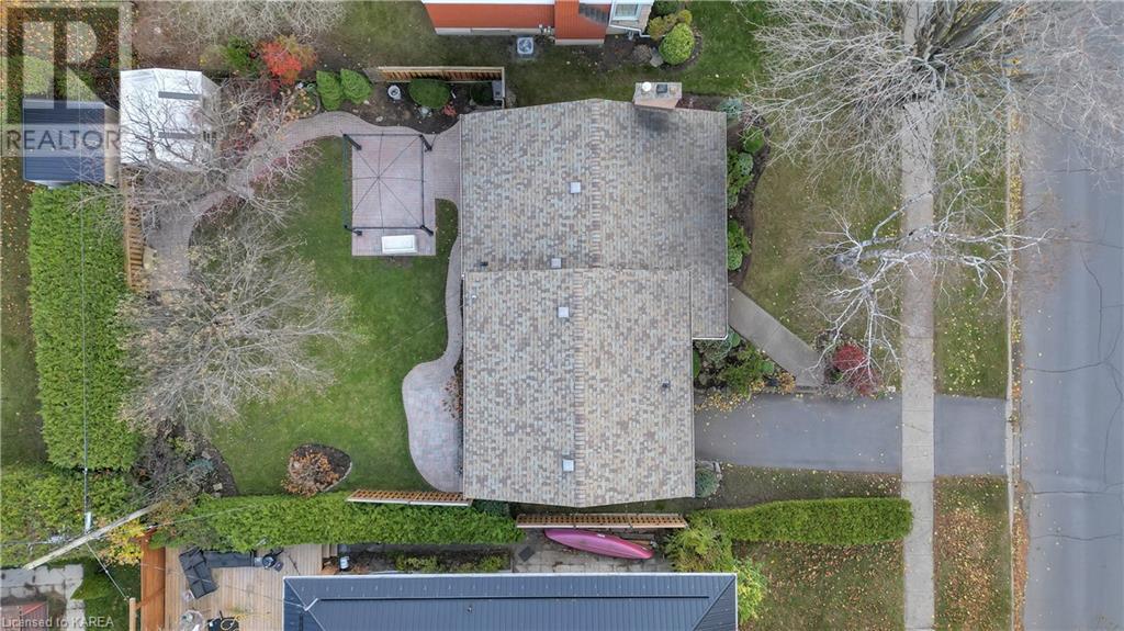 83 RICHARDSON Drive