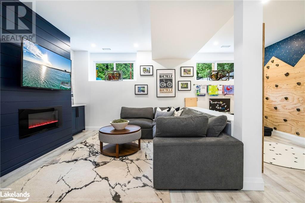 113 ORCHARD Drive