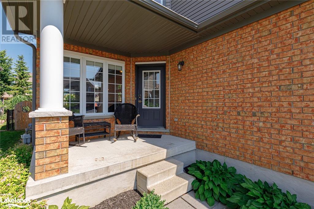 325 HOLDEN Street