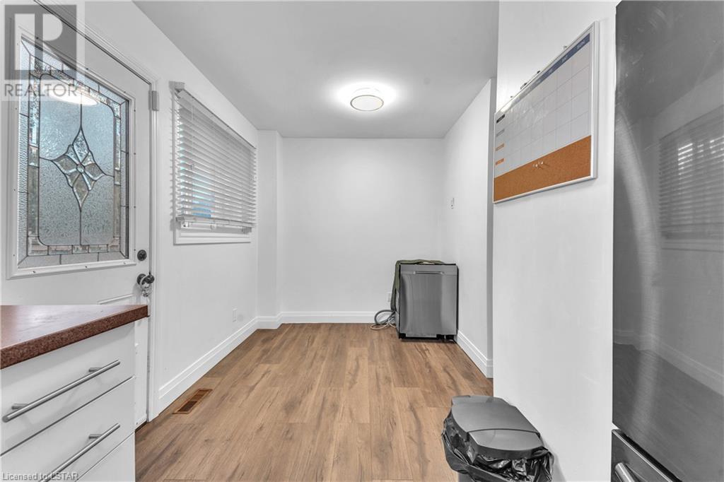 226 HIGHVIEW Avenue W Unit# 29