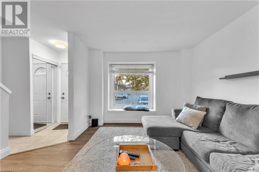 226 HIGHVIEW Avenue W Unit# 29
