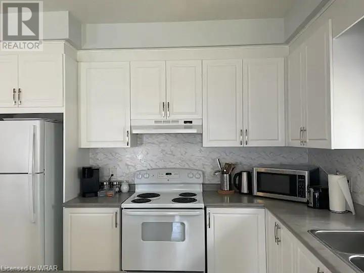 229 TALL GRASS Crescent
