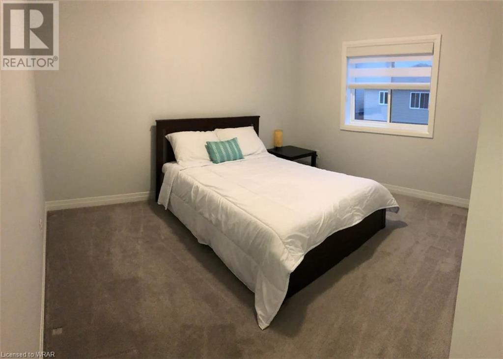 229 TALL GRASS Crescent