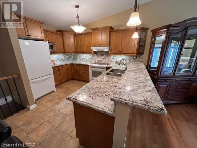 620 THISTLEWOOD Drive Unit# 41