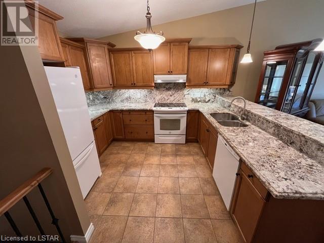 620 THISTLEWOOD Drive Unit# 41