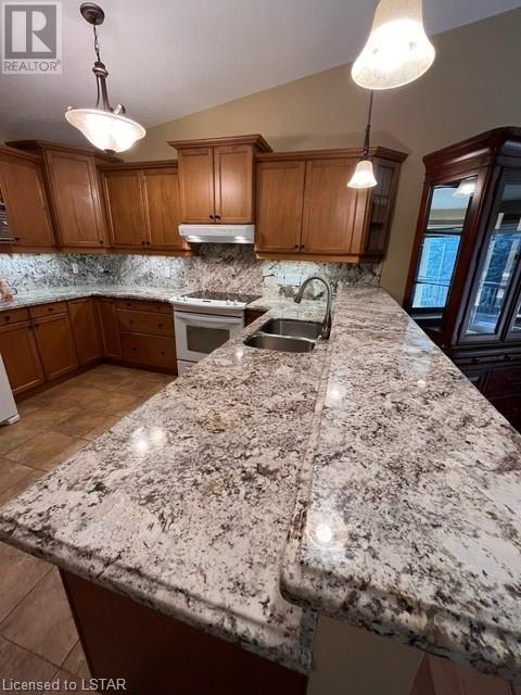 620 THISTLEWOOD Drive Unit# 41