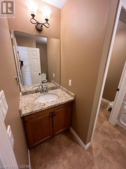 620 THISTLEWOOD Drive Unit# 41