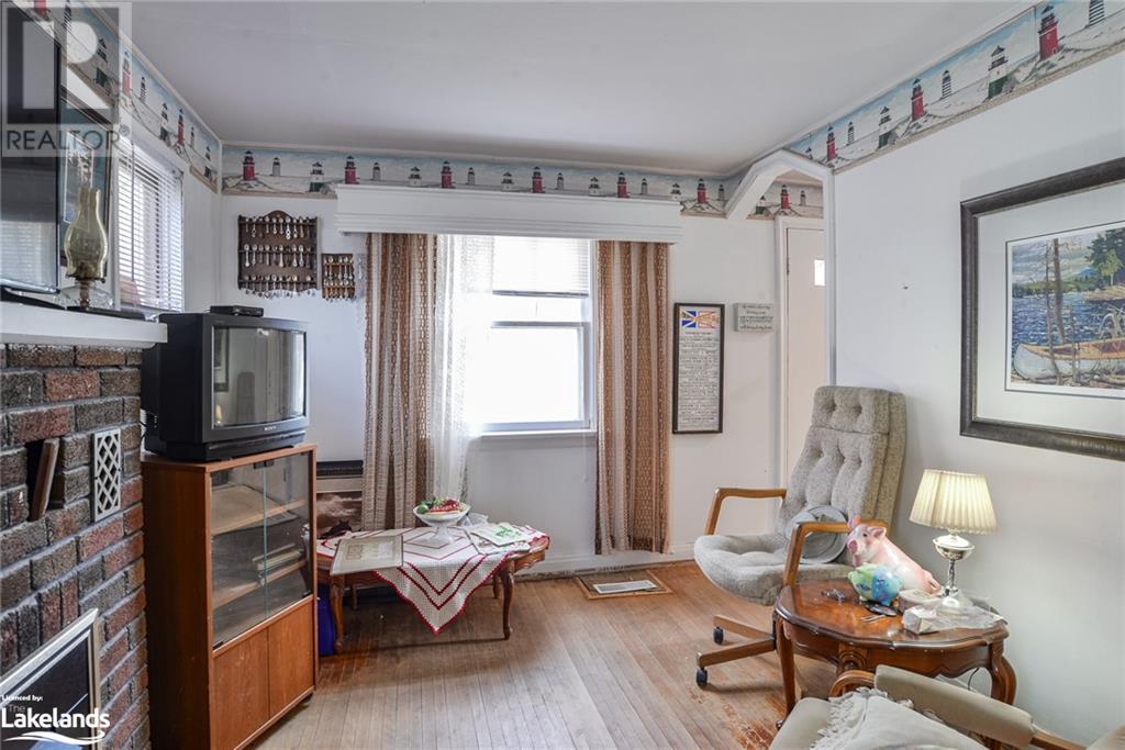 345 ST JEAN Street