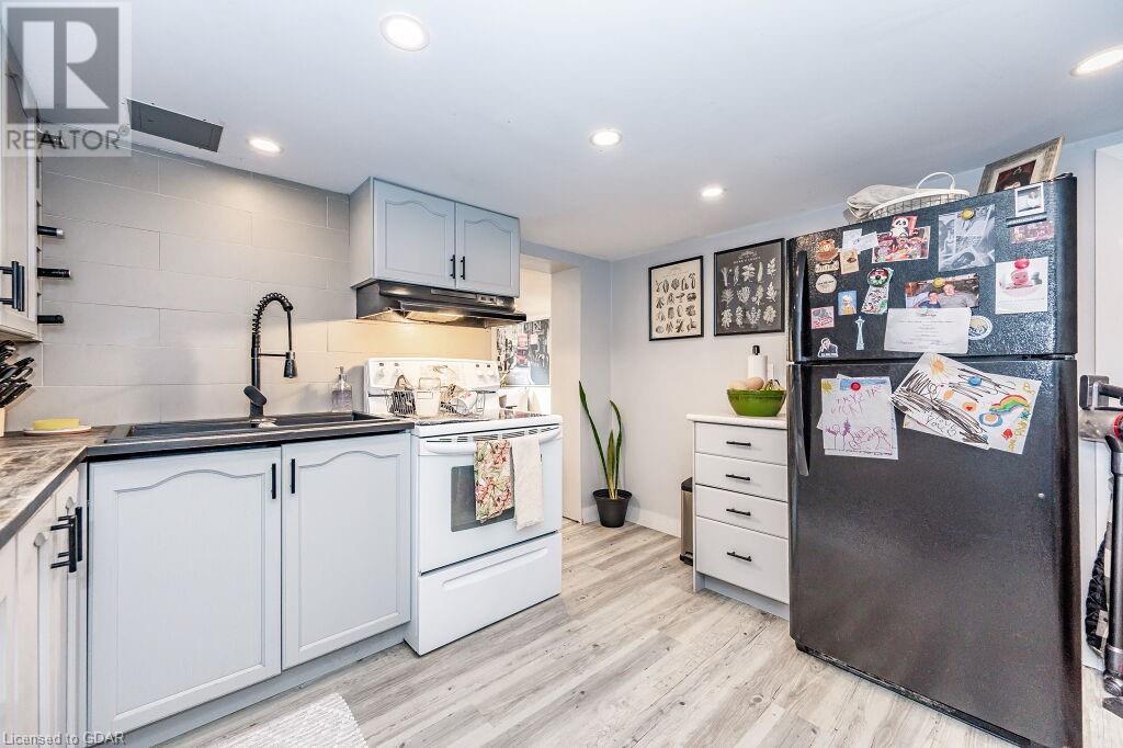 70 FREEMAN Avenue