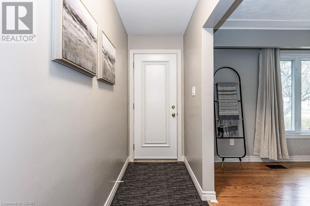 70 FREEMAN Avenue