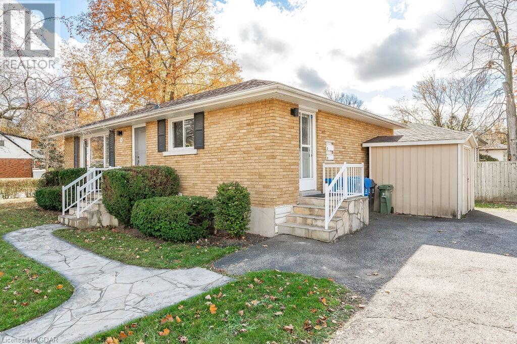 70 FREEMAN Avenue