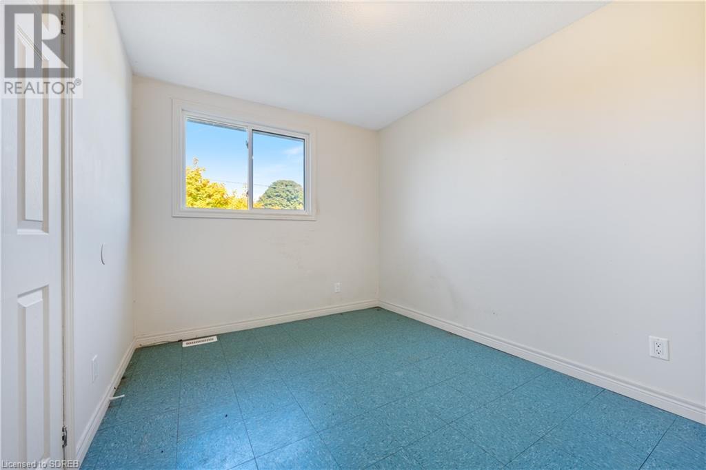 72-74 OAKWOOD Avenue