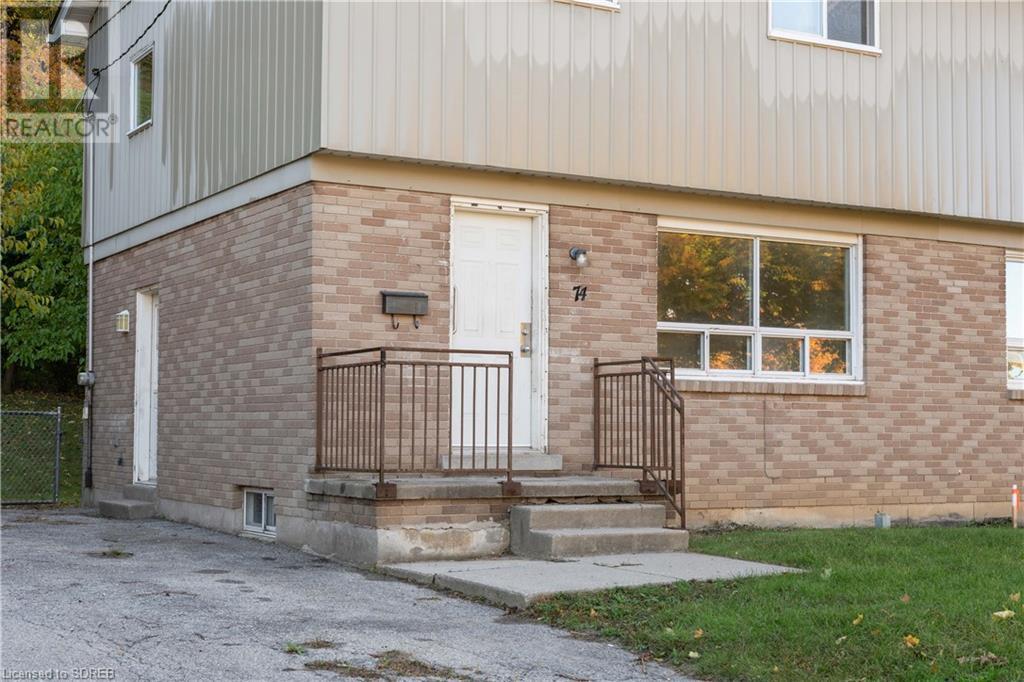 72-74 OAKWOOD Avenue