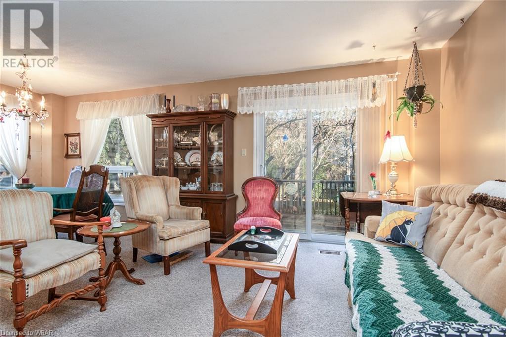 210 HIGHLAND Crescent Unit# 33