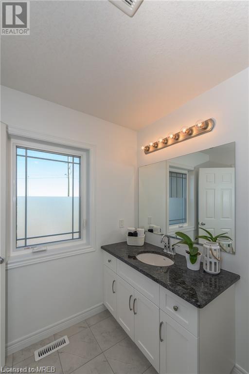 1220 RIVERBEND Road Unit# 87