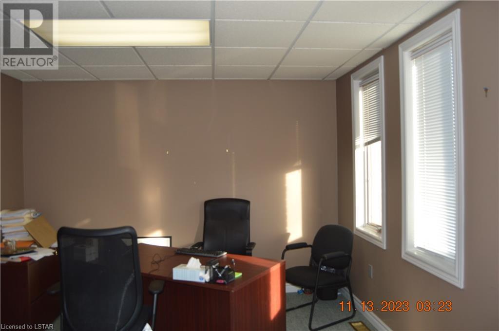575 WHARNCLIFFE Road S Unit# 6