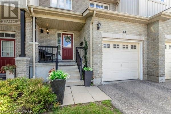 105 PINNACLE Drive Unit# 44