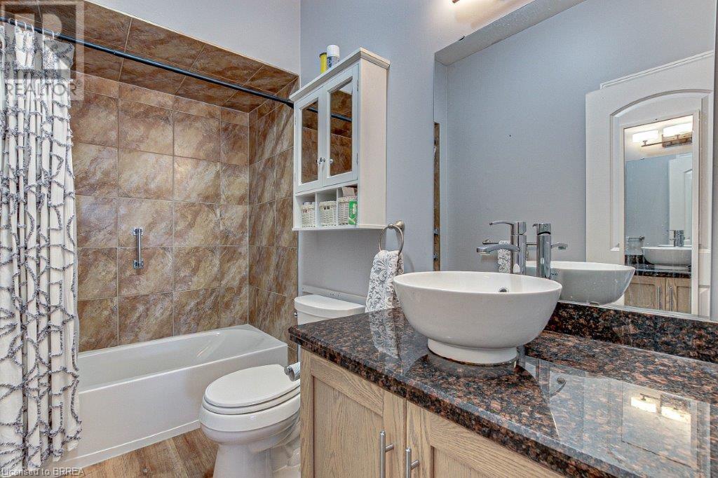 1038 COLBORNE Street Unit# 3