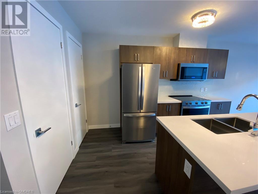 455 CHARLTON Avenue E Unit# 606