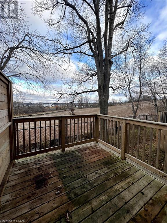 2621 HOLBROOK Drive Unit# 10