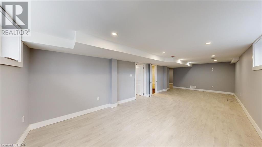 77 GODFREY Drive