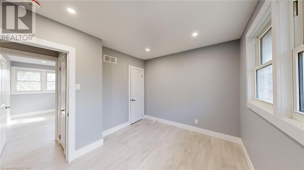 77 GODFREY Drive