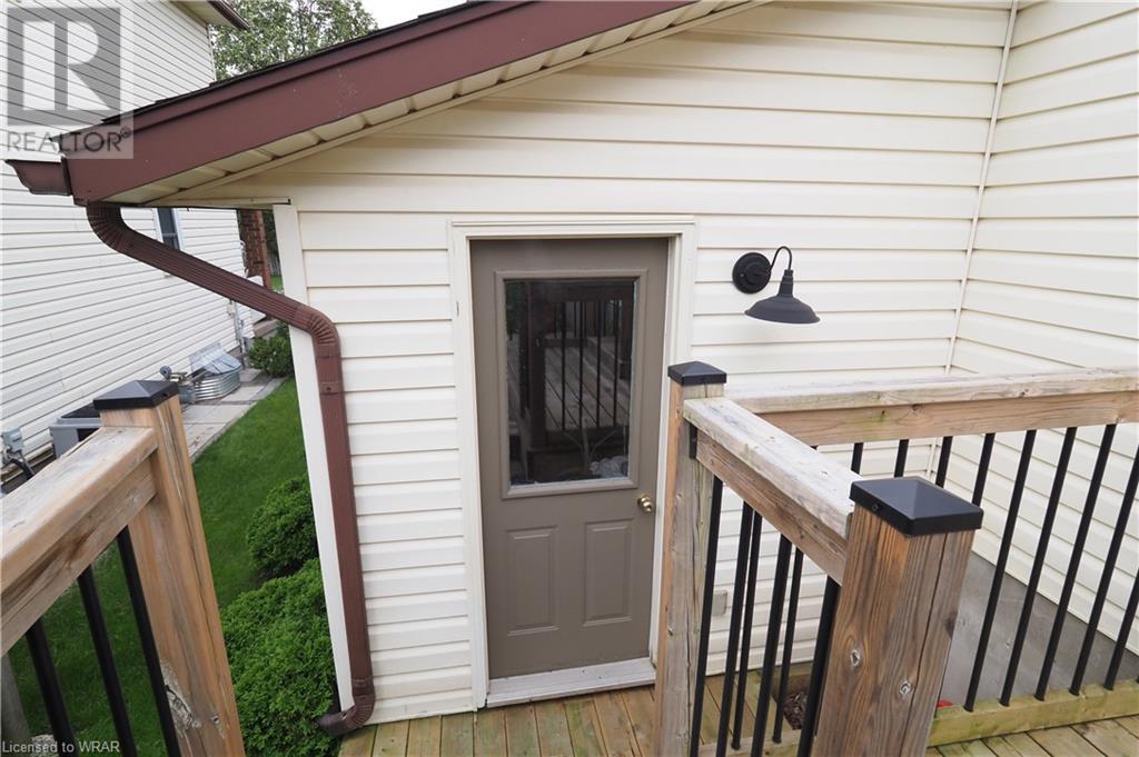 83 MILTON Avenue W