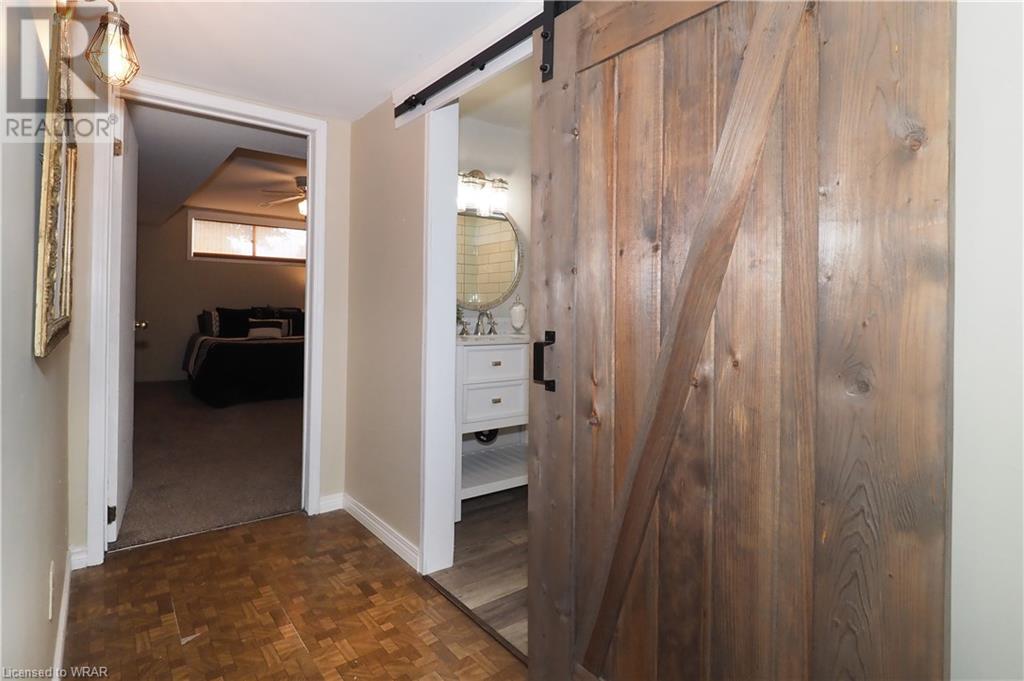 83 MILTON Avenue W