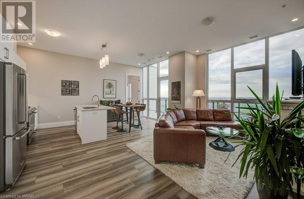 60 CHARLES Street W Unit# PH3105