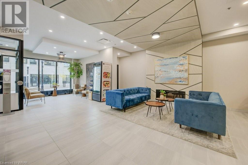 60 CHARLES Street W Unit# PH3105